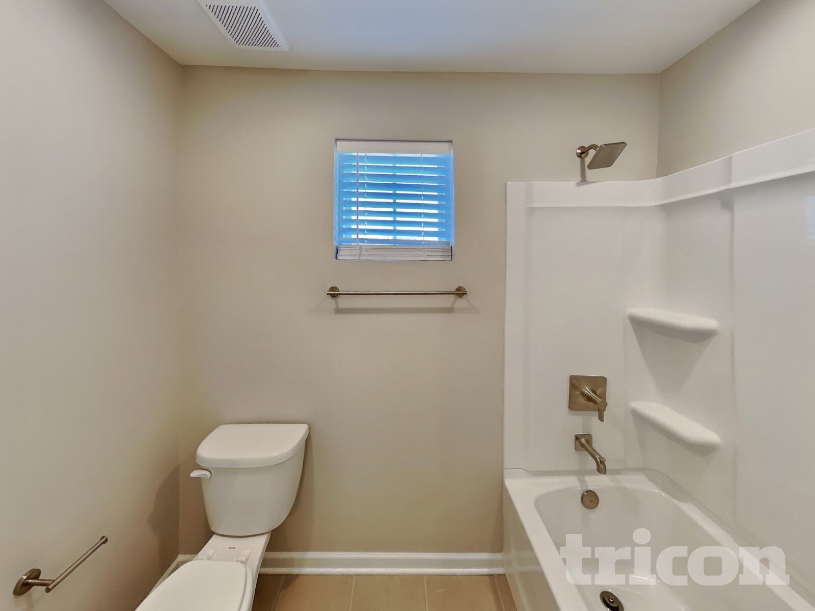 Building Photo - 251 W Millbrook Dr