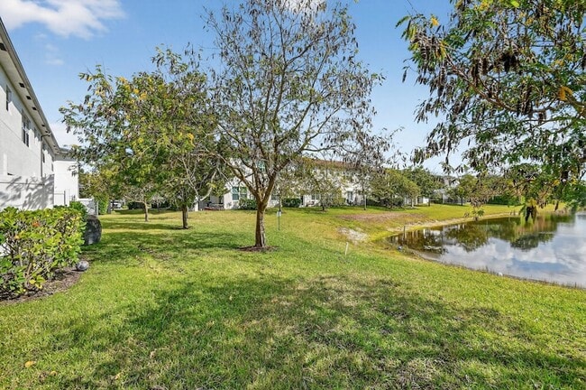 Building Photo - 4790 Navali Dr