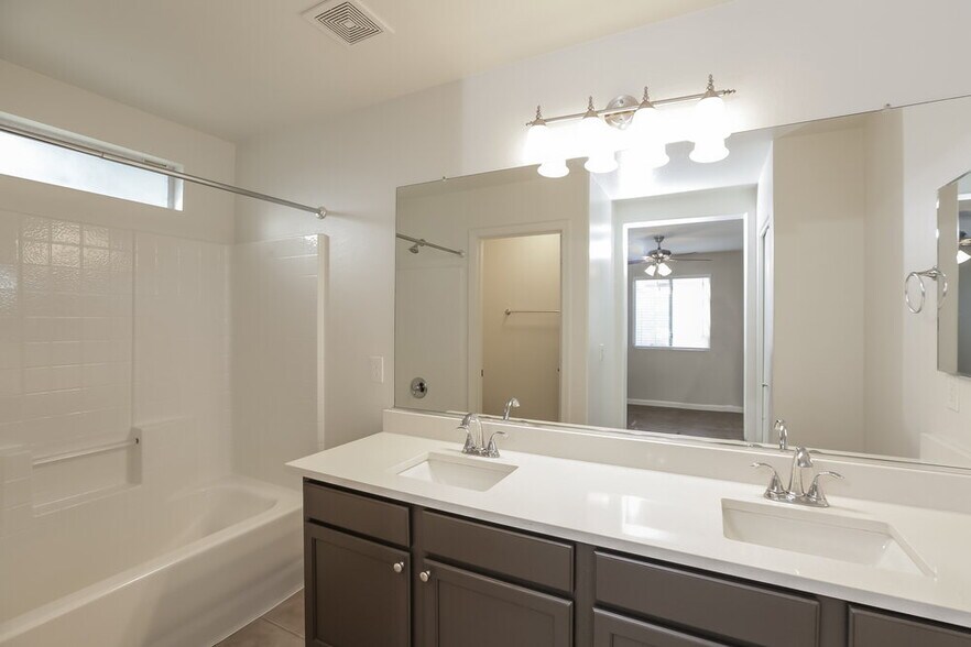 Building Photo - 5211 Burton Dr