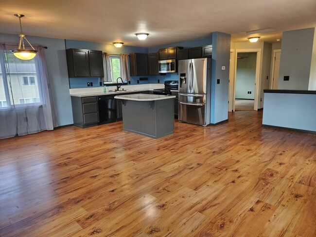 Primary Photo - Desirable Home Located In Silverdale