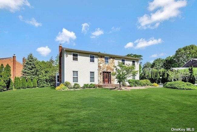 Building Photo - 2 Castle Ct