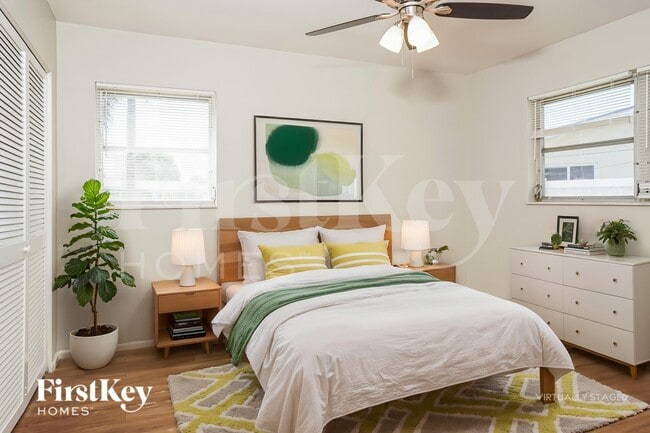 Building Photo - 1633 Hayworth Rd