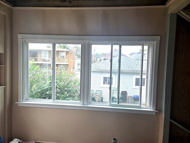 Building Photo - 2530 S 60th Ct