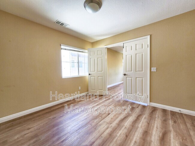 Building Photo - 714 Casita Ln