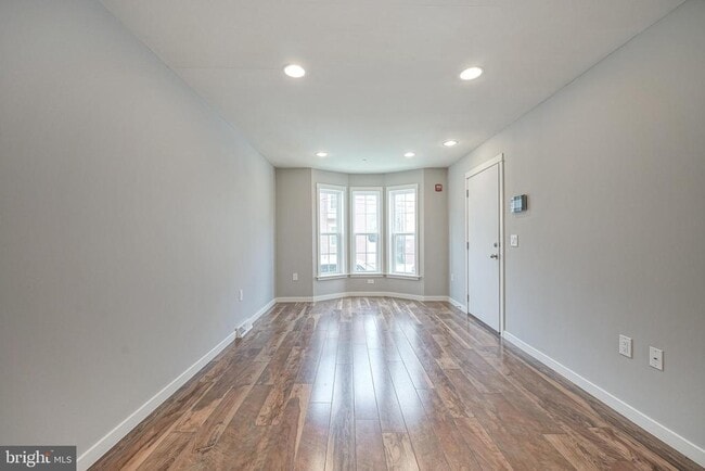 Building Photo - 140 S 46th St