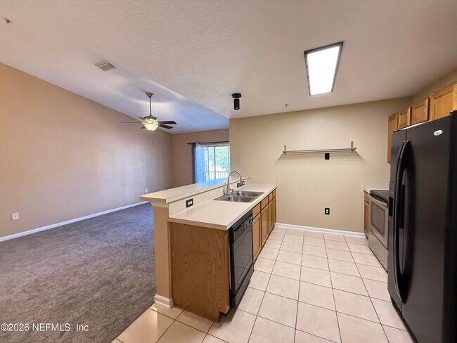 Building Photo - 6105 Maggies Cir