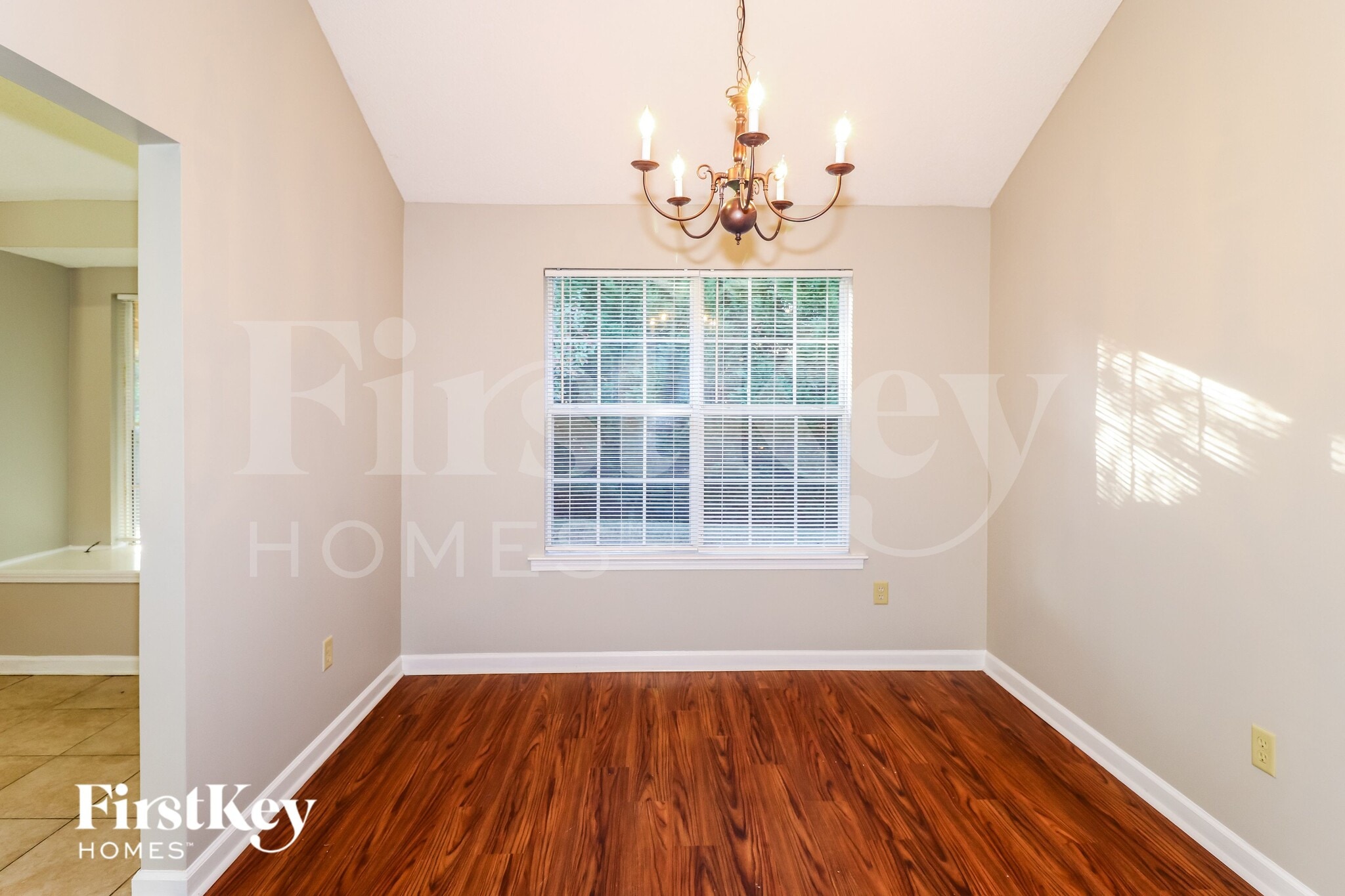 Building Photo - 1411 Carlton Ridge Dr