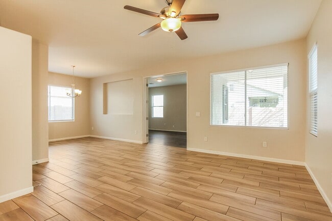 Building Photo - 12026 W Yuma St