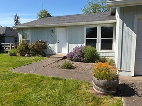 Building Photo - Coming soon 2 Bedroom 1 Bath Single Family Home