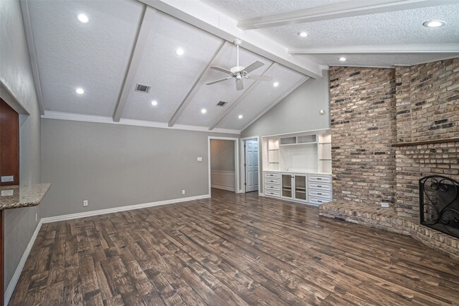Building Photo - 17615 Swansbury Dr