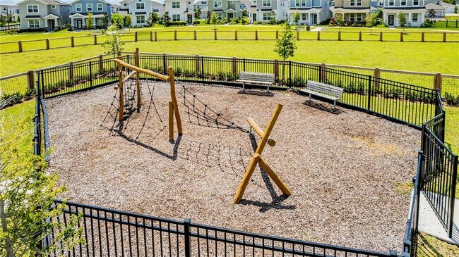 Building Photo - 12111 Imaginary Way