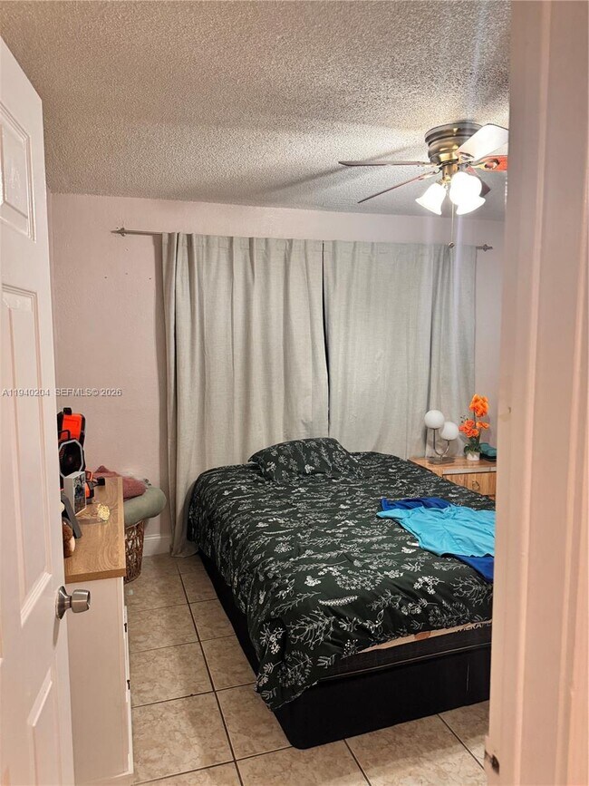 Building Photo - 1990 W 56th St