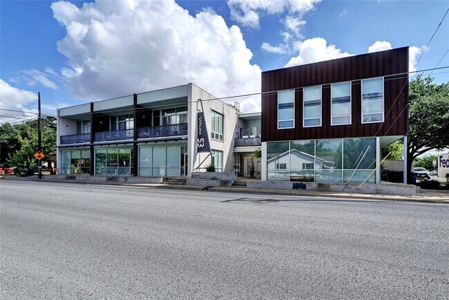 Building Photo - 508 E 53rd St