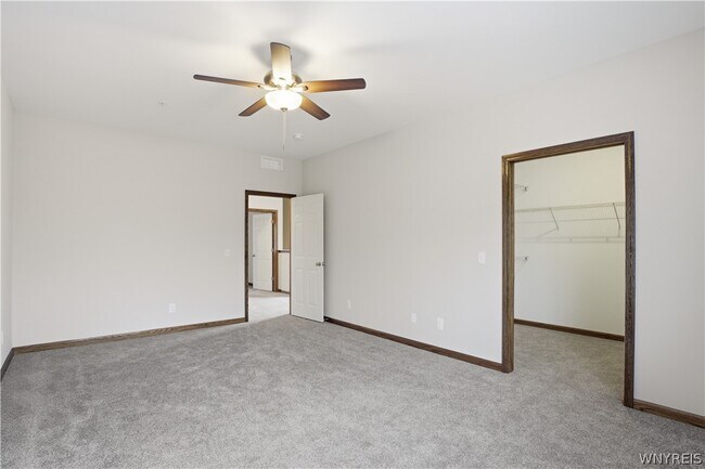 Building Photo - 1130 Orchard Park Rd