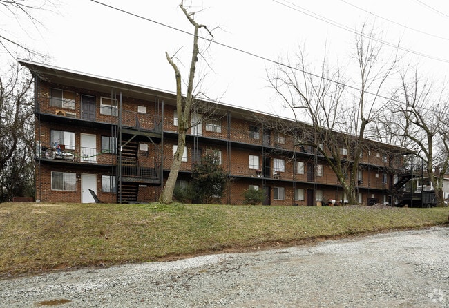 Building Photo - Brookdale Apartments