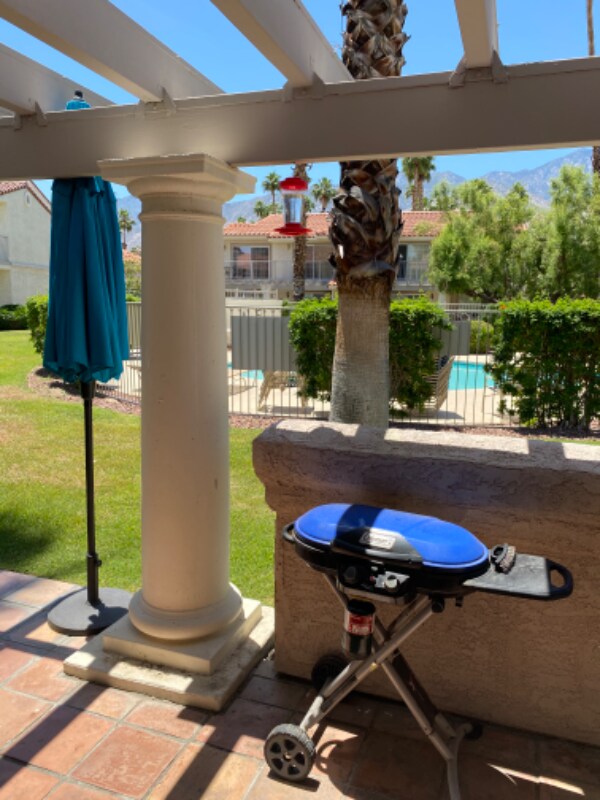 Building Photo - 4901 E Mesquite Ave