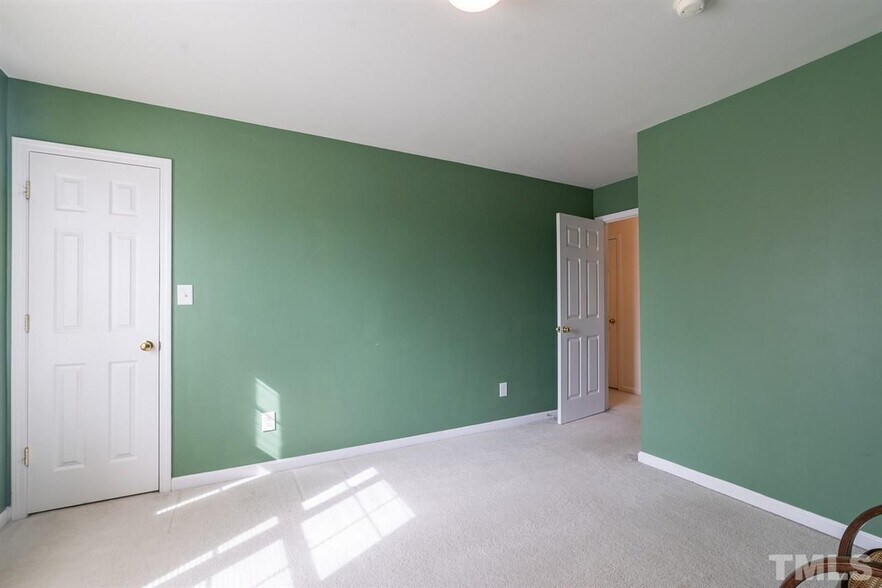 Building Photo - 3820 Watkins Ridge Ct