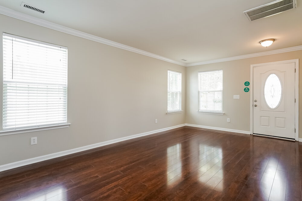 Building Photo - 4005 Bearmont Pl