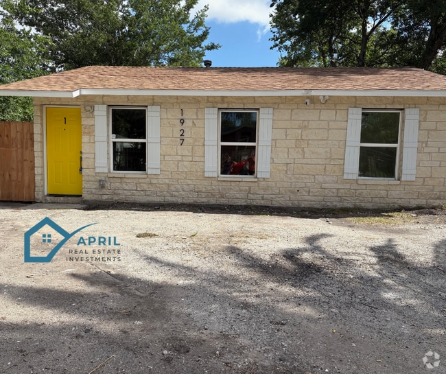 Building Photo - 1927 W Mayfield Blvd