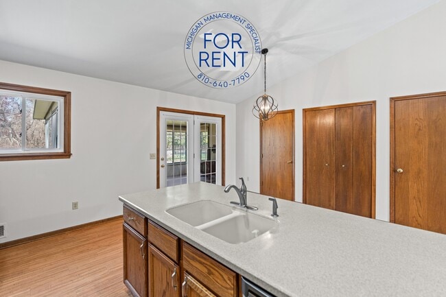 Building Photo - 3288 W. Grand Blanc Rd.