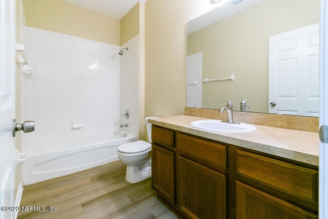 Building Photo - 825 Marjories Way