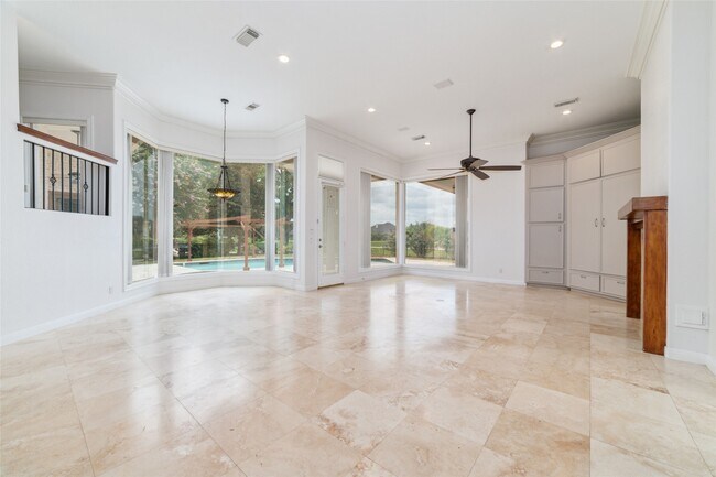 Building Photo - 32610 Whitburn Trail