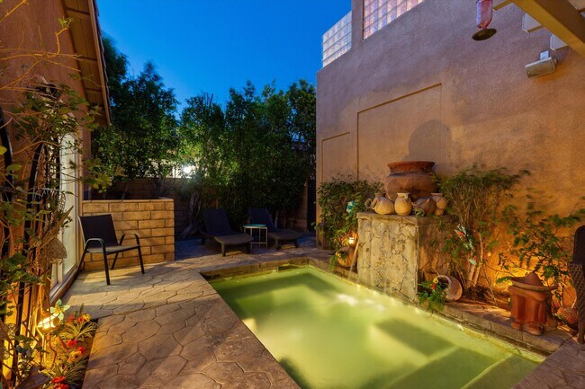 Building Photo - 26696 Avenida Quintana