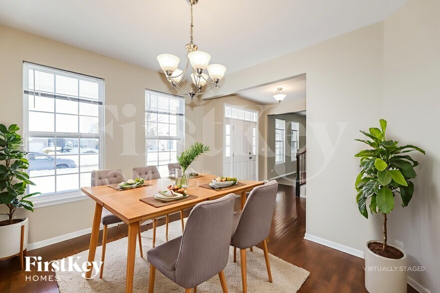 Building Photo - 6641 Ayre Dr