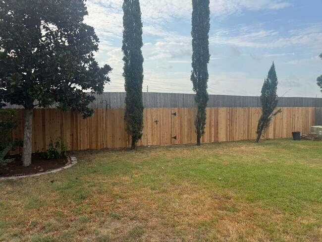 Building Photo - 10638 Desert Springs Cir