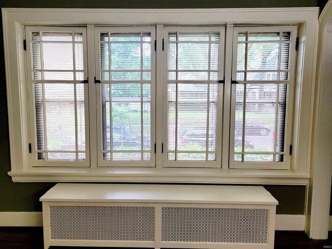 Building Photo - 1223 W Wayne St