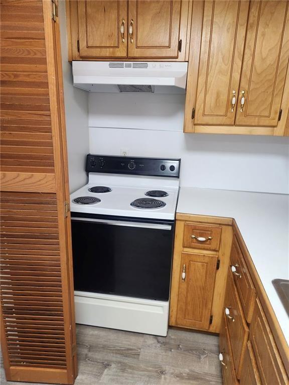 Building Photo - 215 Meridian St