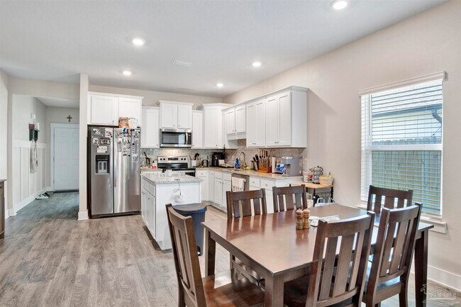 Building Photo - 5789 Conley Ct