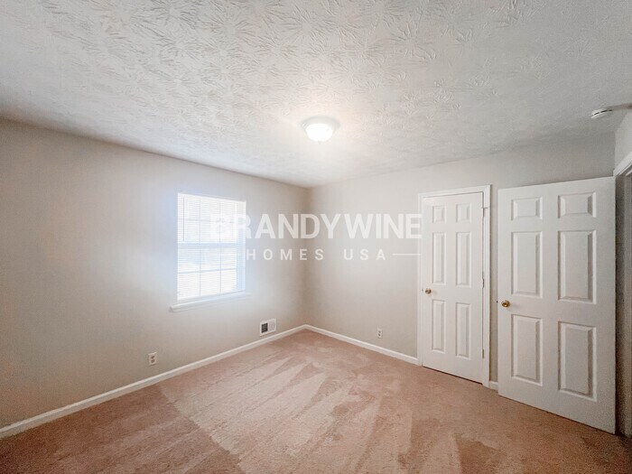 Building Photo - 3810 Rock Hollow Ct