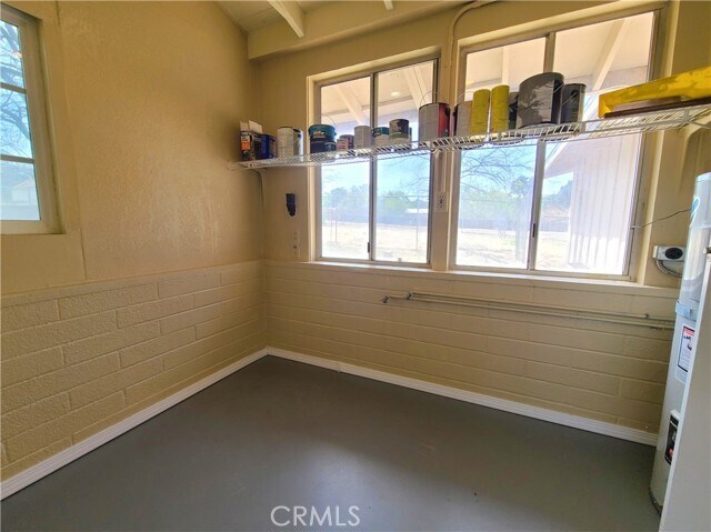 Building Photo - 13195 13195