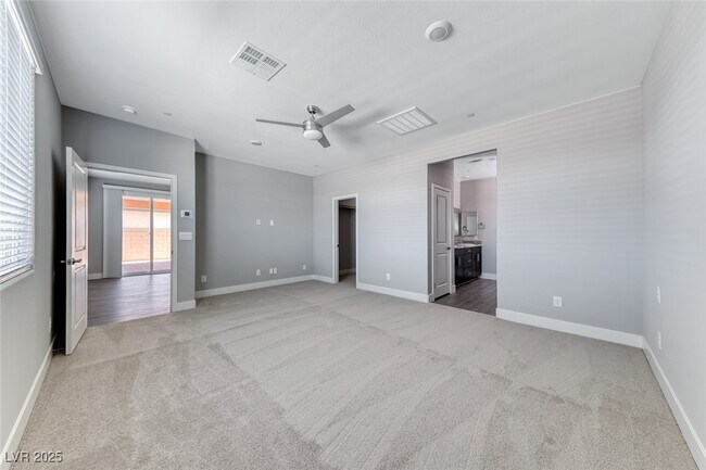 Building Photo - 510 Copper Falcon Ave