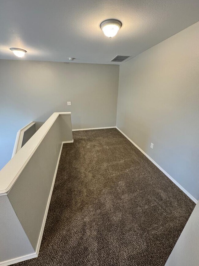 Building Photo - 5561 S Caper Pl