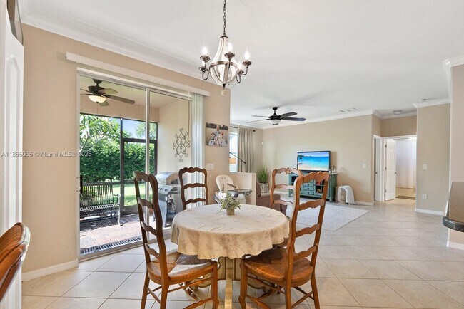 Building Photo - 2330 Heydon Cir E