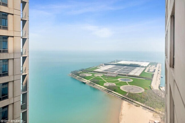 Building Photo - 600 N Lake Shore Dr