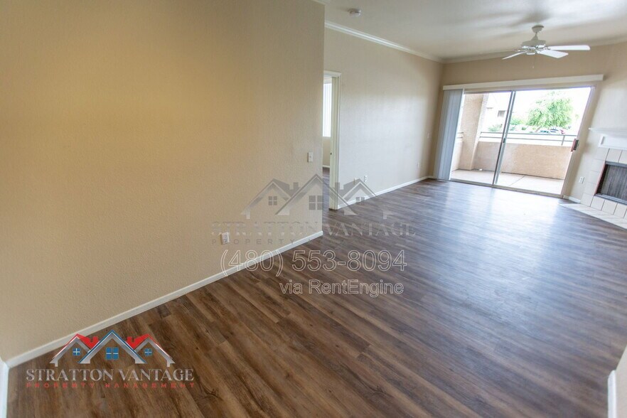 Building Photo - 16013 S Desert Foothills Pkwy