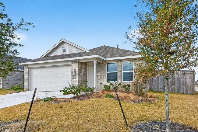 Building Photo - 3302 Hereford Dr