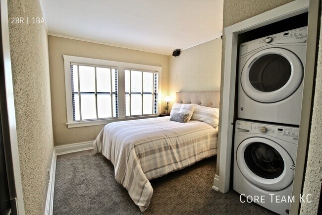 Building Photo - 3818 Walnut St