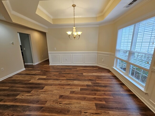 Building Photo - 203 Crown Empire Ct