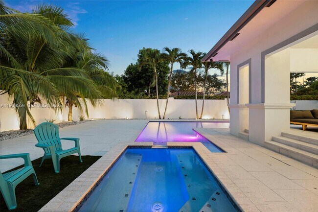 Building Photo - 9580 SW 101st Terrace