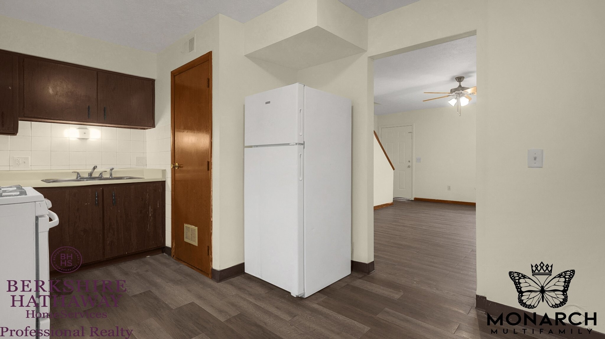 Building Photo - 3042 Sandridge Ave