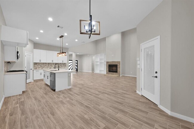 Building Photo - 4783 W Fork Blvd