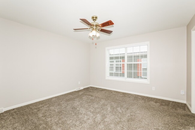 Building Photo - 3266 Sextant Dr