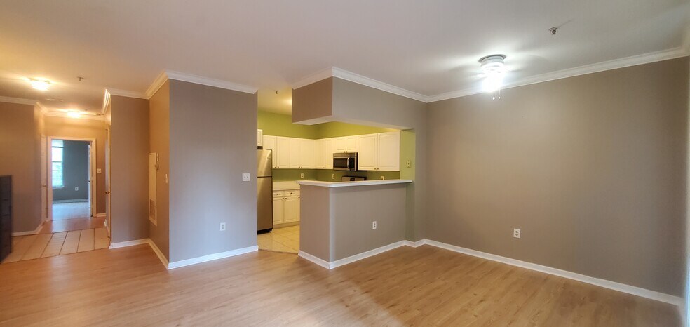 Building Photo - 12903 Alton Sq