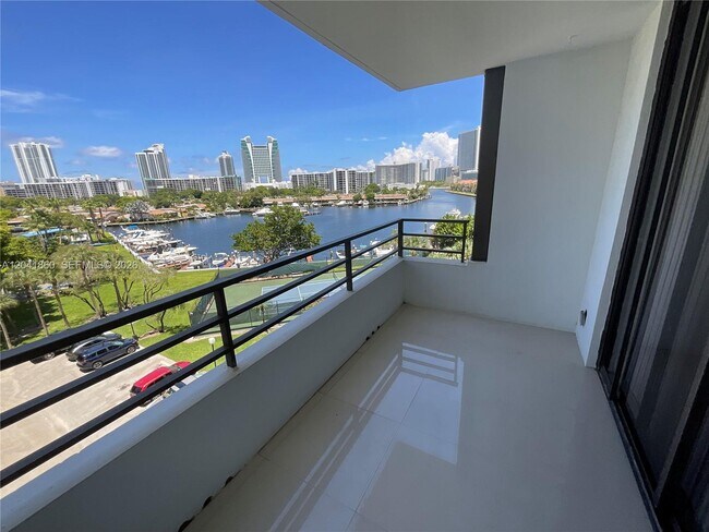 Building Photo - 500 Three Islands Boulevard