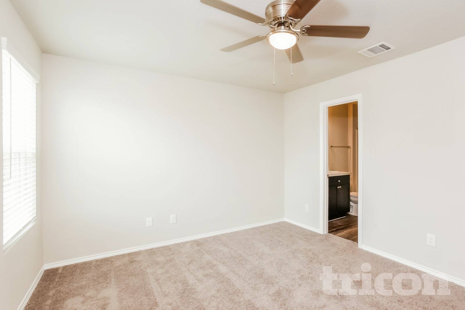 Building Photo - 8518 Amistad Cove