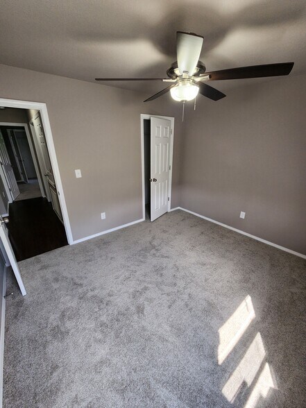 Building Photo - 2607 Whispering Woods Ct